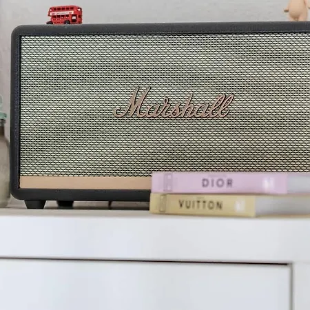 Samuel * لا روشيل