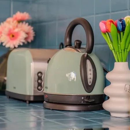 Samuel * لا روشيل